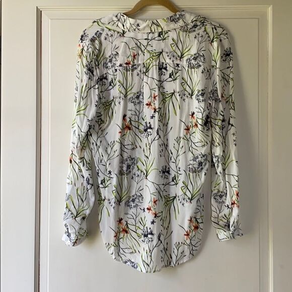 Pretty Lightweight Floral Shirt  - Picture 4 of 6